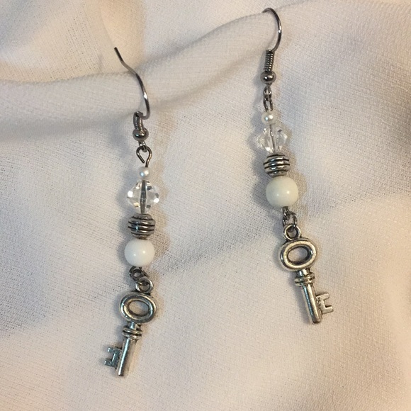 Key Earrings - Picture 2 of 8